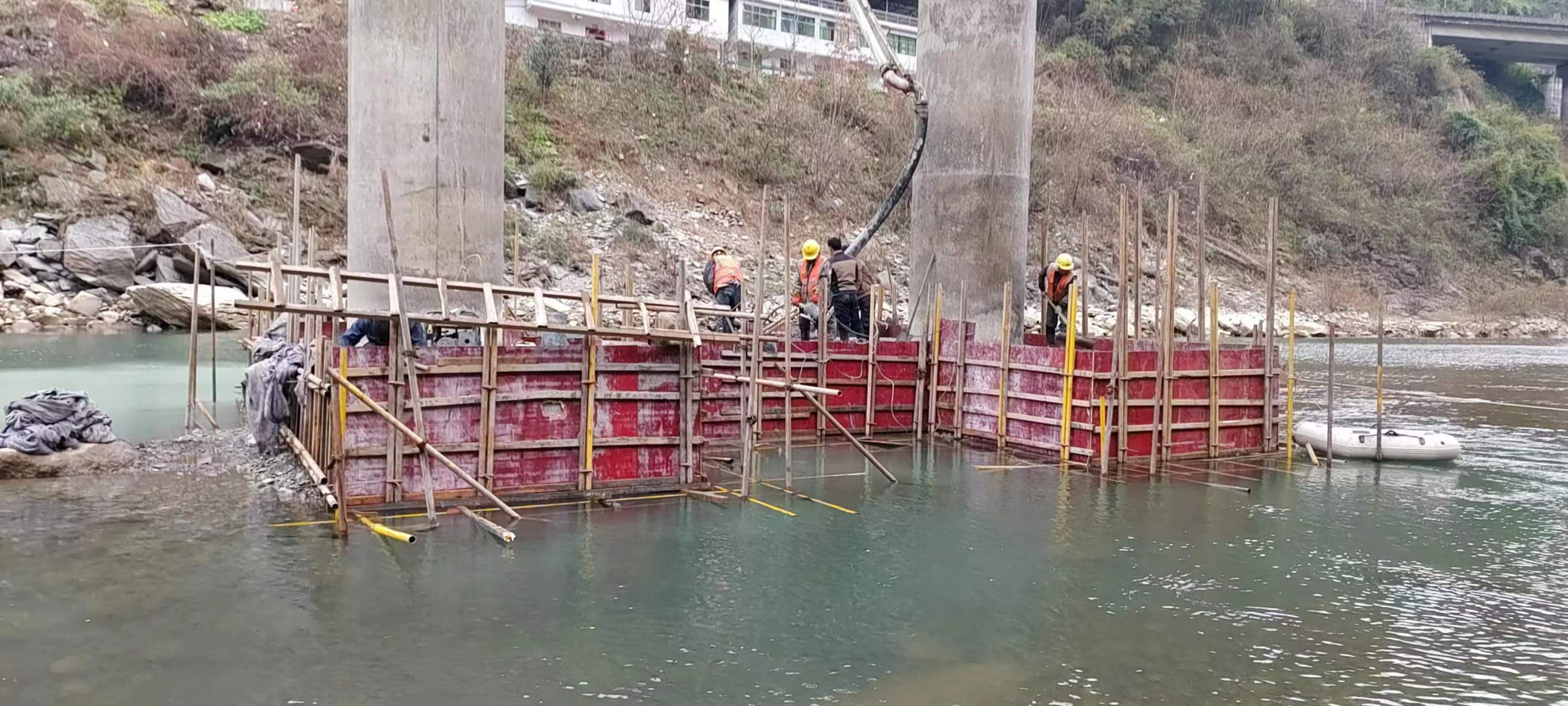 四平水利工程施工中堤坝渗漏原因以及防渗加固技术